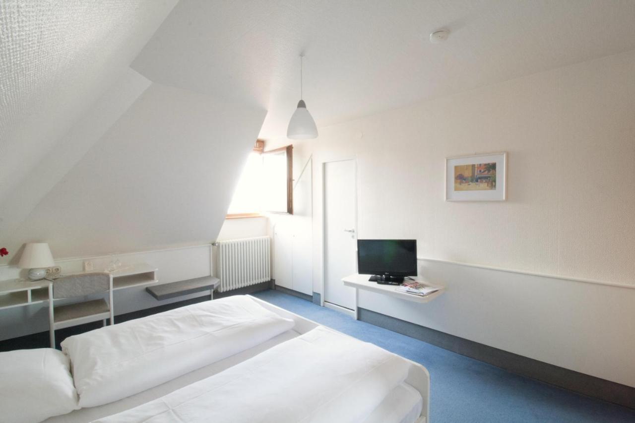Hotel Krone Strassdorf Schwaebisch Gmuend Luaran gambar